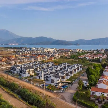 Villa Fethiyede Denize Yakın Süper Lüks