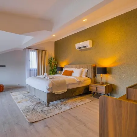Villa Fethiyede Denize Yakın Süper Lüks Fethiye