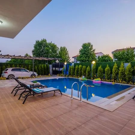 Villa Fethiyede Denize Yakın Süper Lüks Fethiye