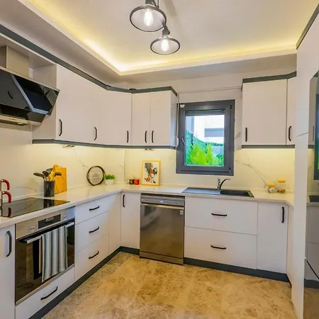 Villa Fethiyede Denize Yakın Süper Lüks *