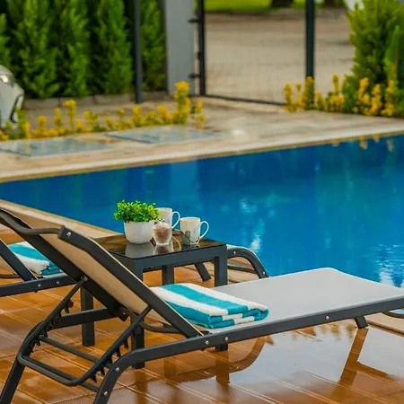 Fethiyede Denize Yakın Süper Lüks Villa